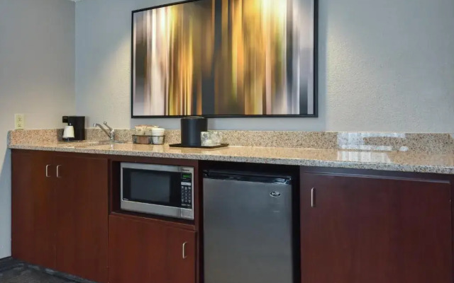 Courtyard by Marriott Charlotte/Matthews