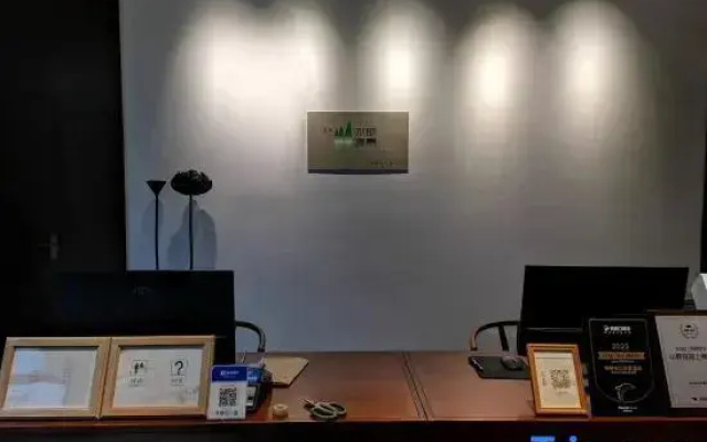 Watermark Promenade · Riverside Charm & Peak View Vacation Villa (Lijiang River Branch)