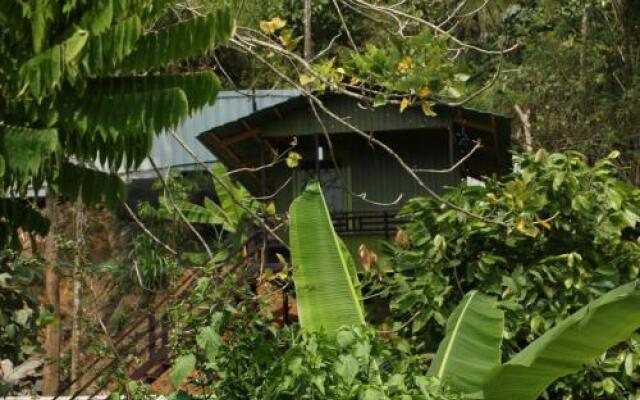 kakkadampoyilresorts