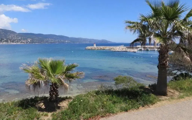 Appartement Bormes-les-Mimosas, 2 pièces, 4 personnes - FR-1-610-20