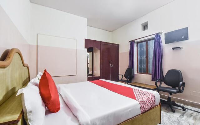 OYO 69809 Hotel Amber