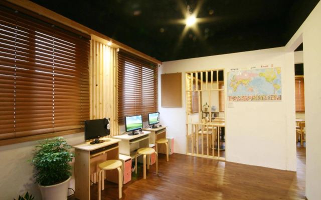 Melon Guesthouse - Hostel