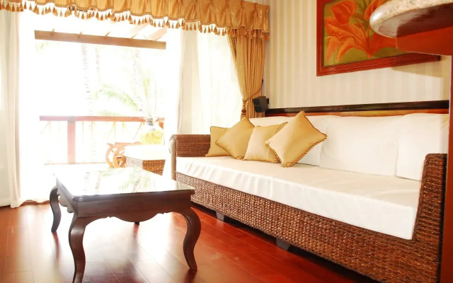 Red Coconut Beach Hotel