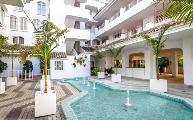 Iris Tropical Garden Banús Suite Apartment