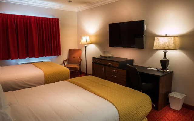 Skyline Hotel & Casino