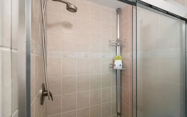 Hale Ono Loa 120