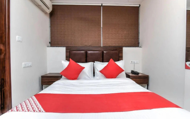 Priya Stays by OYO Rooms