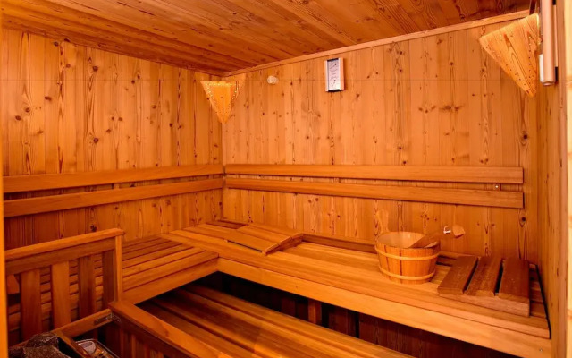 Mountain Exposure Luxury Chalets & Penthouses & Apartments
