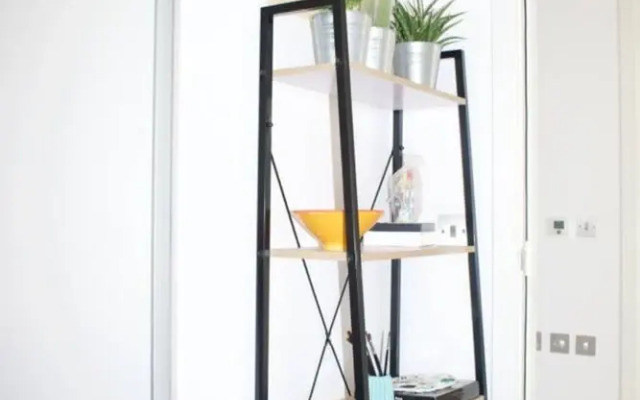 Quarter Mile Flat With Stunning Meadows View