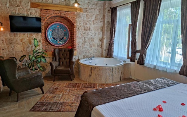 The Red Horse Hotel