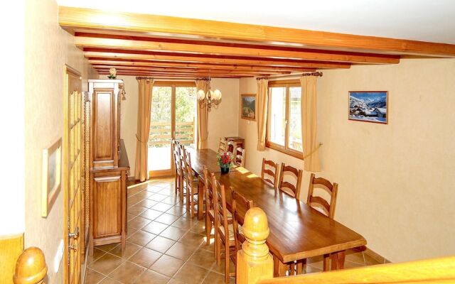 Chalet With 6 Bedrooms in Saint-martin-de-belleville, With Wonderful M