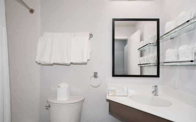 Hampton Inn Monterey