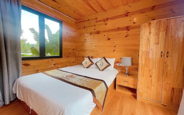 Phoenix Moc Chau Hotel