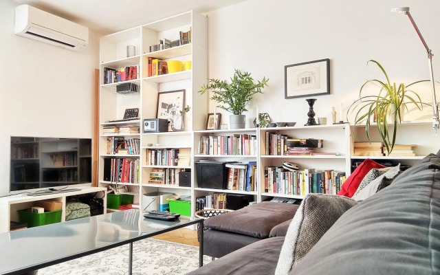 Poet's Street Apartment