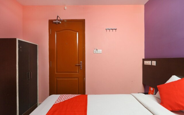 Oyo 6637 Hotel Bvn Grand