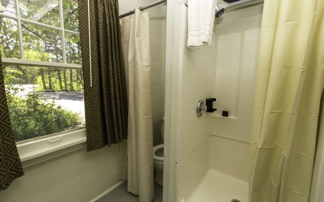 Swiftcurrent Motor Inn and Cabins - Inside the Park