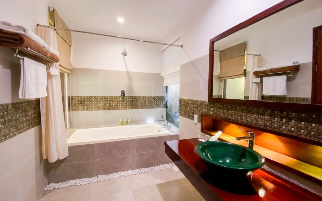 Bamboo Village Beach Resort & Spa