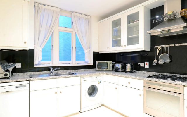 Veeve  Elegant 2 Bed With Balcony Redcliffe Square Kensington