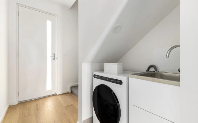 Stafford St Apartments by Urban Rest