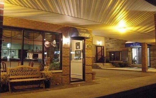 Colonie inn and Suites