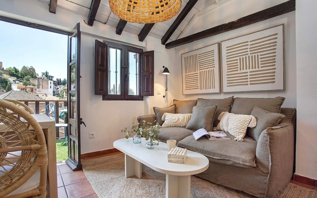 Luxury House in Granada Center. Reyes II