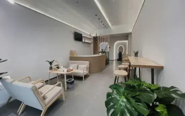 Manshe Hotel