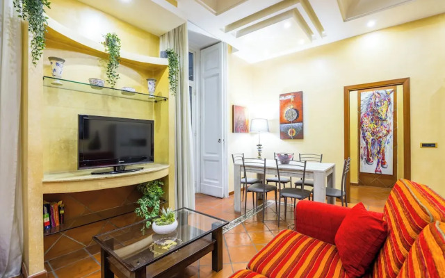 Yellow City Apartment by Wonderful Italy