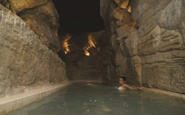 Balneario Paracuellos De Jiloca