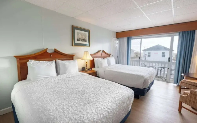 Waves Oceanfront Resort