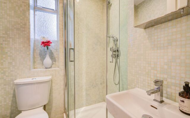 Kings Road Apartment