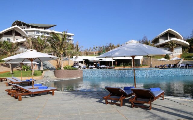 Sandunes Beach Resort & Spa