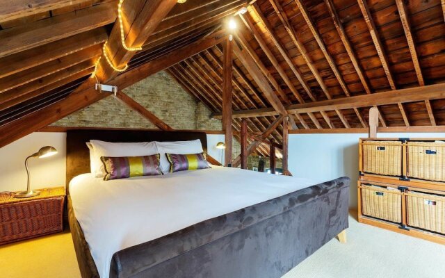 Warehouse Loft in London Bridge