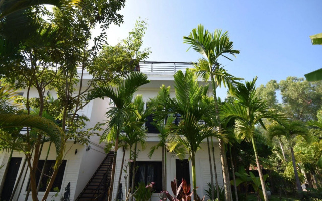 The Botanic Villa & Restaurant