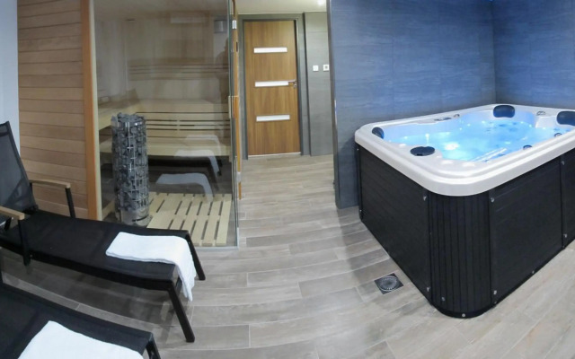 Hotel Kapitol