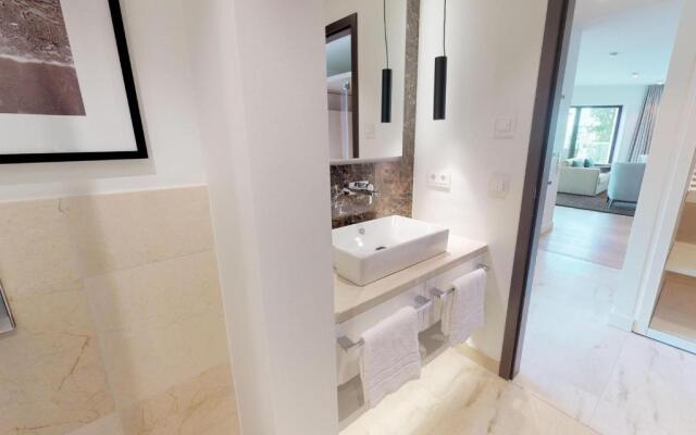 White Pearl Apartment 3.12