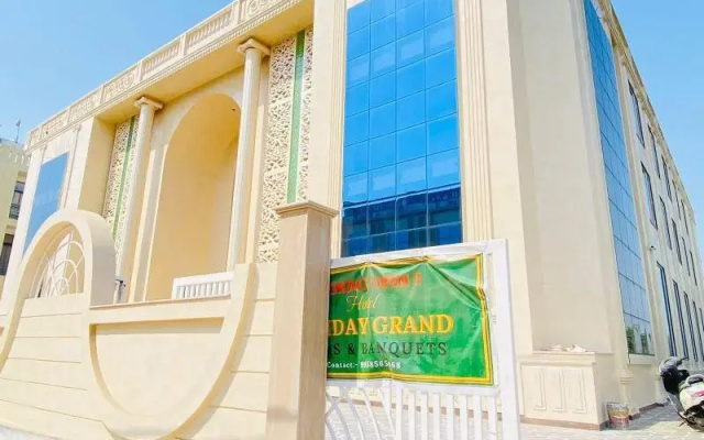 Hotel Holiday Grand Near Expo Mart
