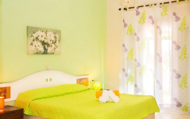 Villa Maxim with Private Pool & Tennis Court