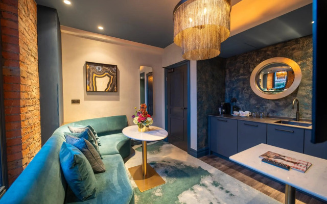 Forty Seven Hotel