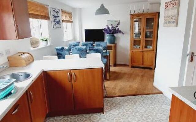 Beach Break Aberavon Holiday Home by the Sea