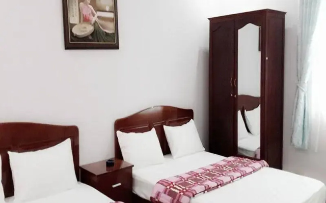 Hang Hoa Hotel