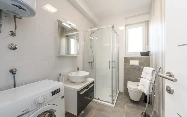 Villa Magnifica Penthouse with Jacuzzi