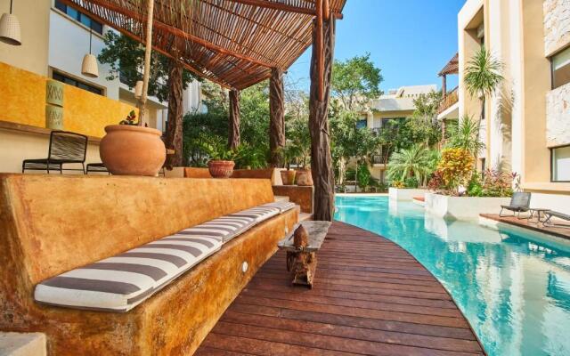 2 BD apartment in popular condominium-190MBPS WIFI