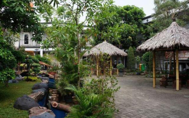 Mandala Hotel