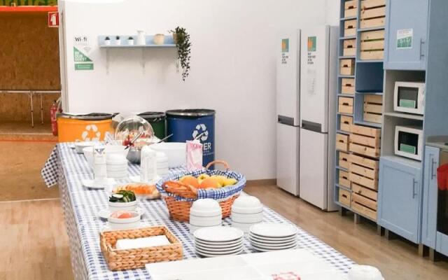 AKTION Peniche Hostel & Apartments