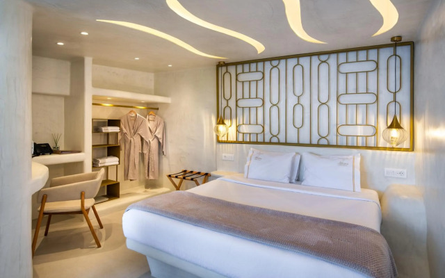 Athina Luxury Suites