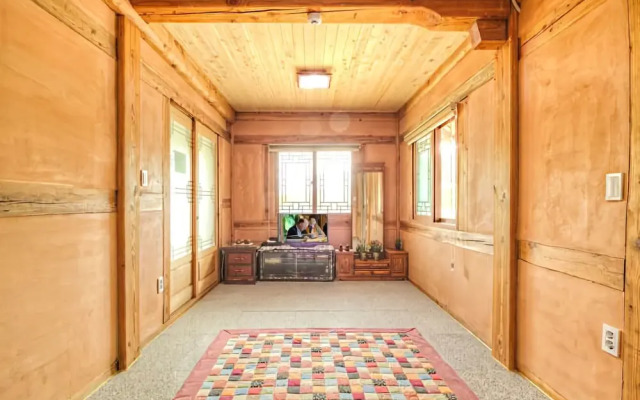 Hadong Hwagaesongi Pension