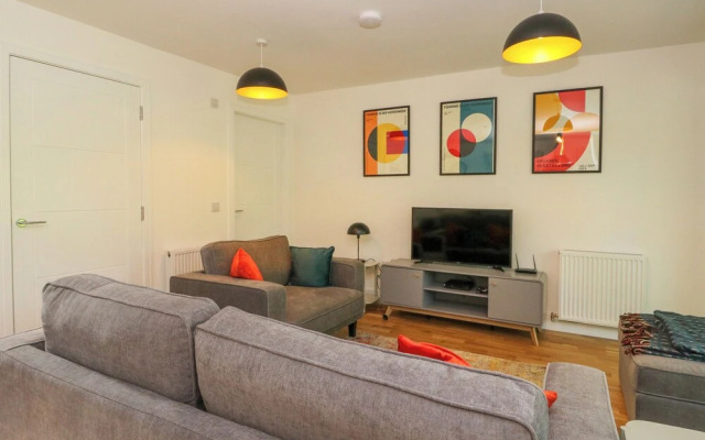 Oakbank Mews