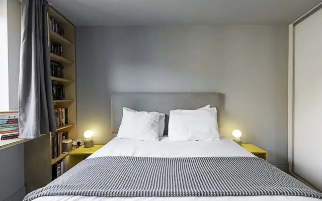 Bermondsey Bliss: Views, Comfort, and City Access!