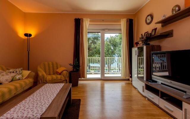 Beachfront Apartment Crikvenica