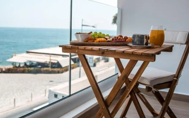COSea Living: SeaSide Deluxe Suite in Harbour 107B